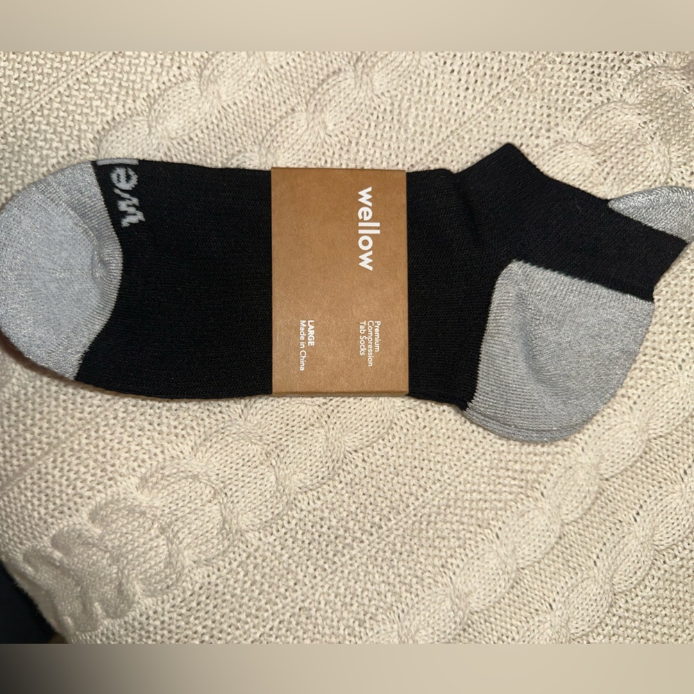 Wellow Premium Compression Tab Socks New With Tags Size Large